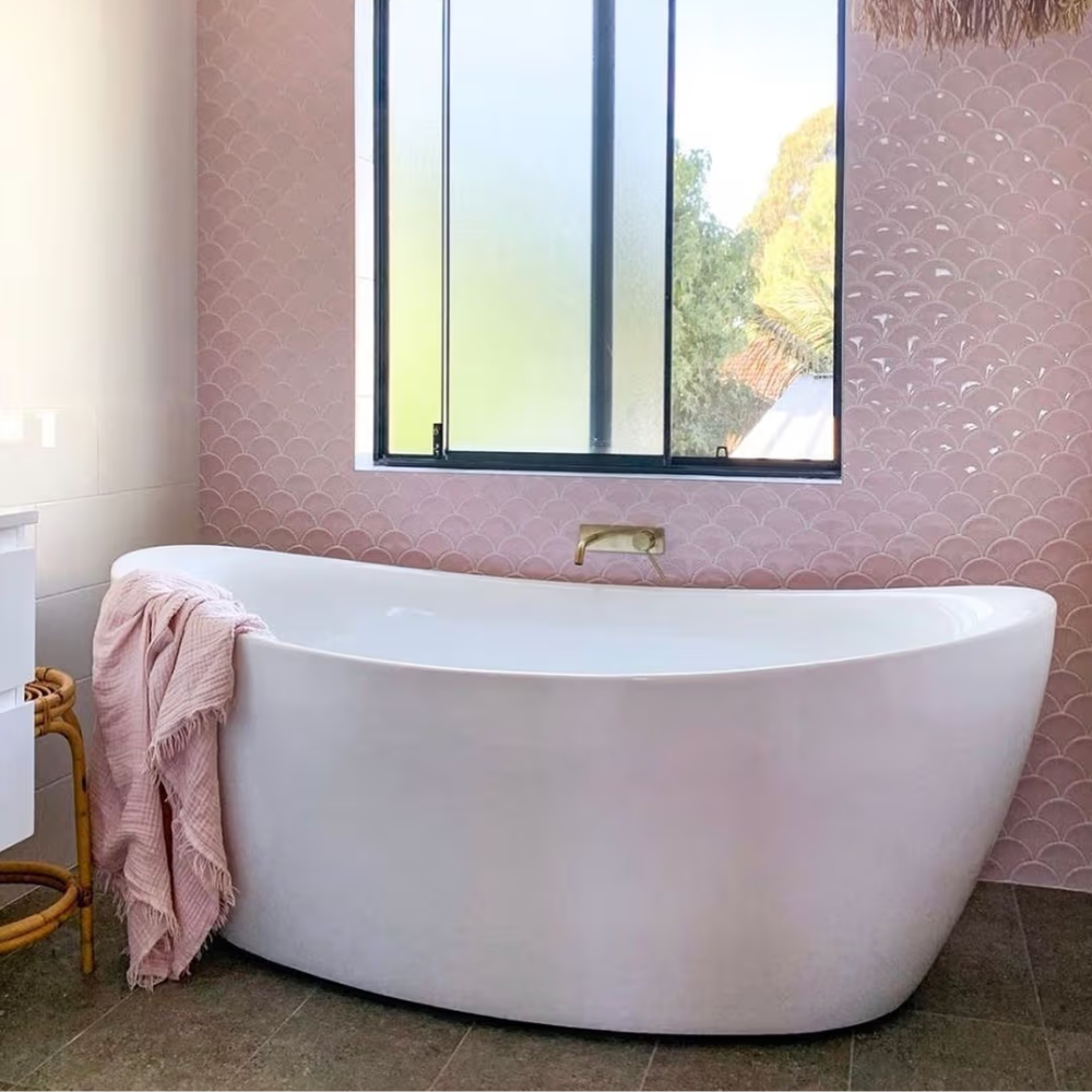 Coral Bay Gloss Pink Fish Scale Tile