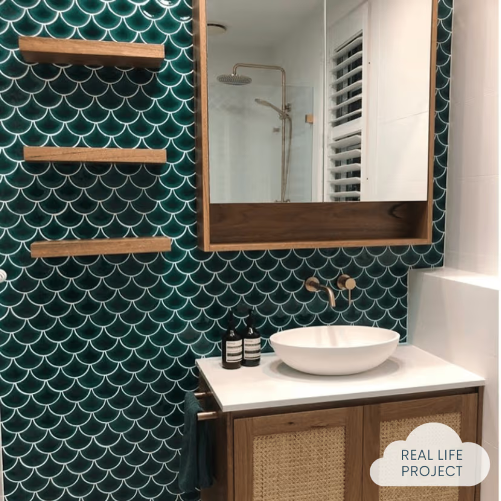 Coral Bay Gloss Teal Fish Scale Tile