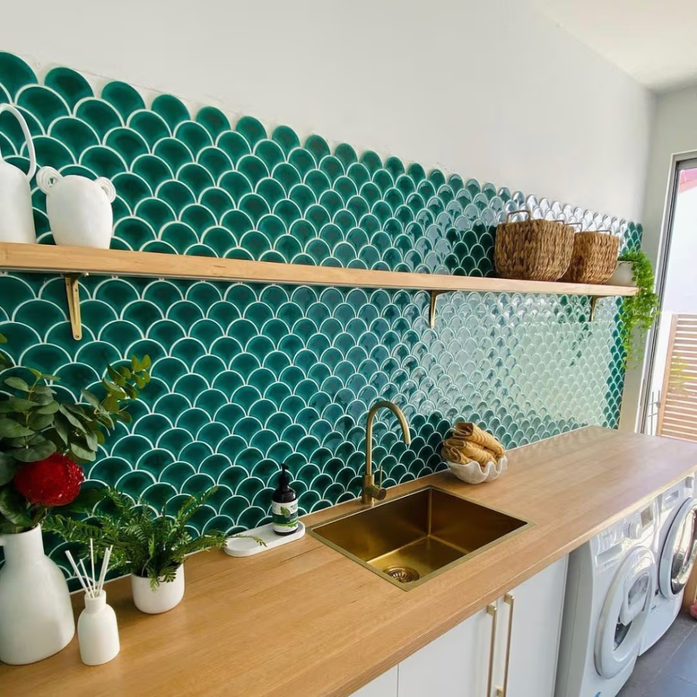 Coral Bay Gloss Teal Fish Scale Tile